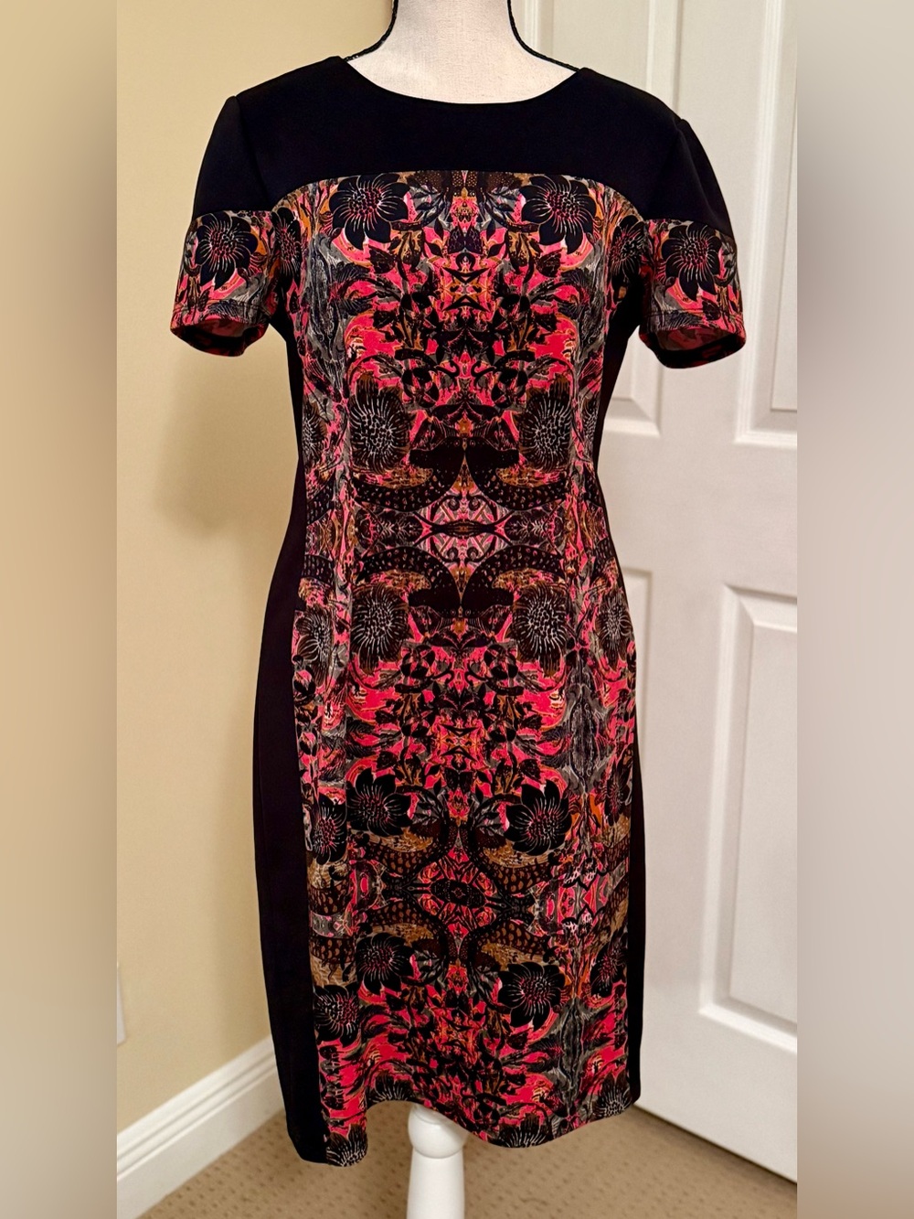 London Times Black Dress with Coral and Gold Floral Panel, Sz 8